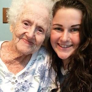 Meet your Posher, Savannah